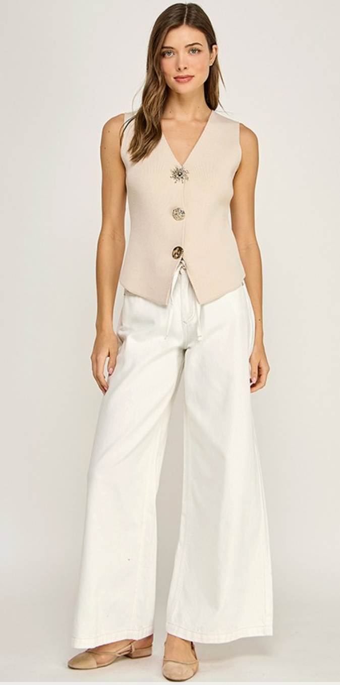 High-Waisted Bootcut Belted Jeans